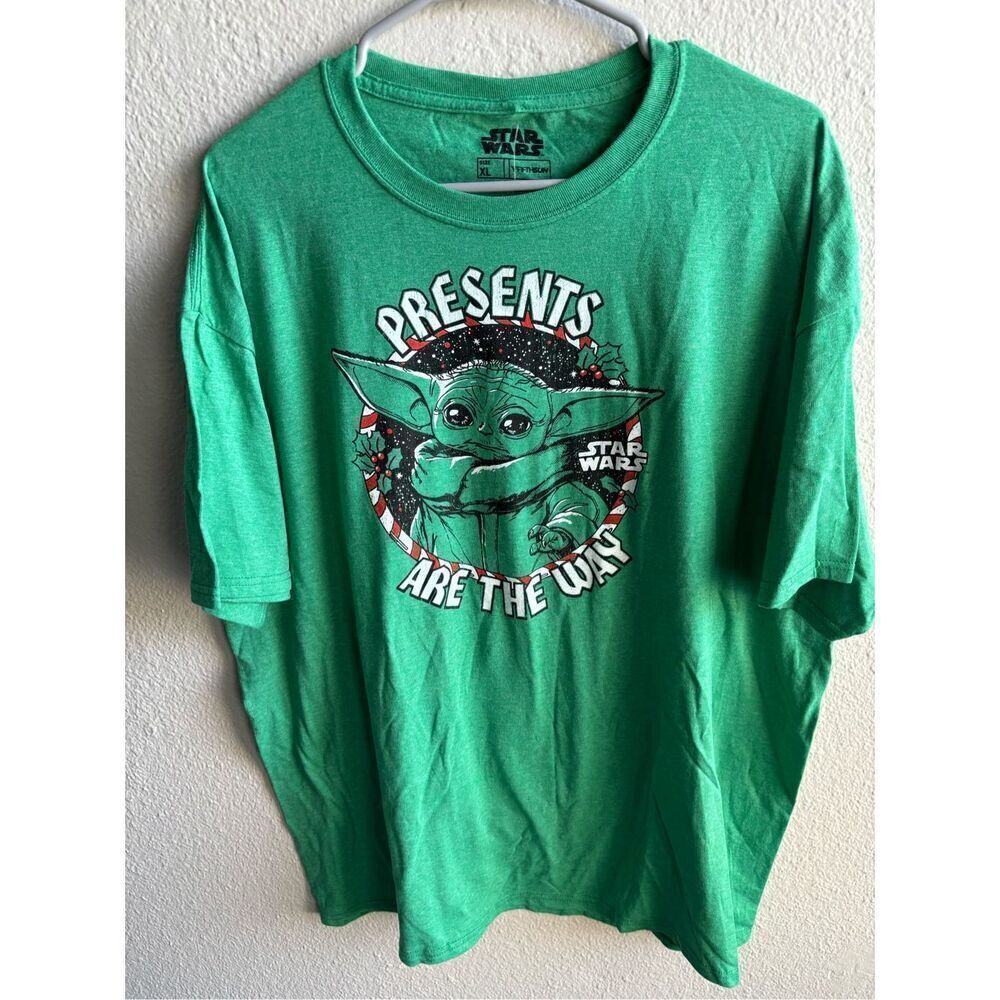 ❤️Men’s Star Wars Christmas Shirt XL